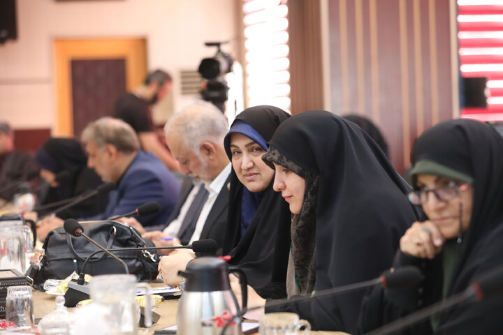 نشست مجمع نمایندگان استان تهران با استاندار تهران
