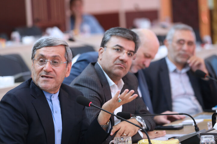 نشست مجمع نمایندگان استان تهران با استاندار تهران