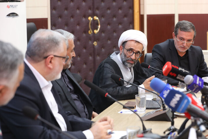 نشست مجمع نمایندگان استان تهران با استاندار تهران