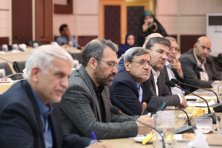 نشست مجمع نمایندگان استان تهران با استاندار تهران
