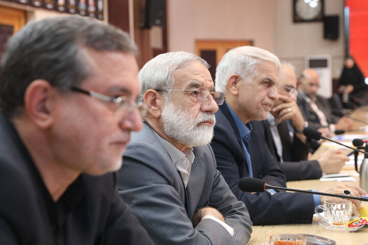 نشست مجمع نمایندگان استان تهران با استاندار تهران