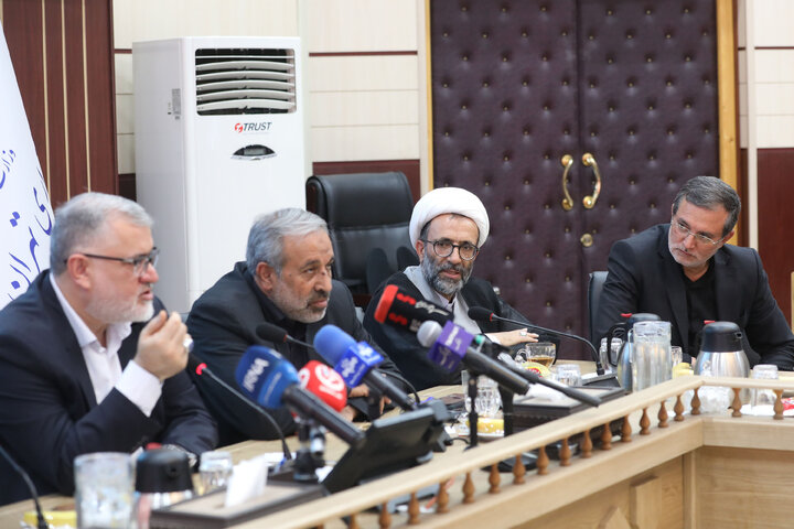 نشست مجمع نمایندگان استان تهران با استاندار تهران