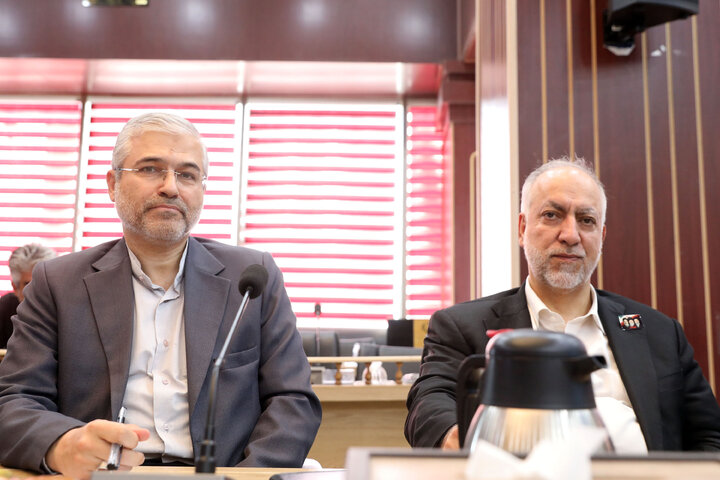 نشست مجمع نمایندگان استان تهران با استاندار تهران