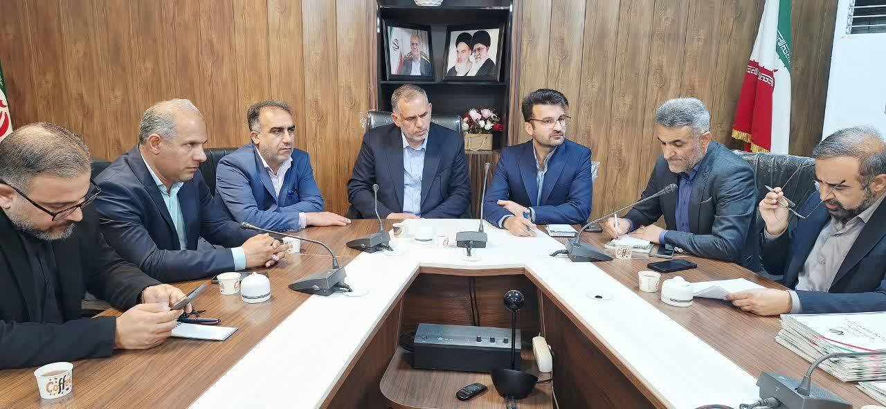 مسائل مربوط به مالیات و مشکلات فعالان صنفی شهرستان باوی بررسی شد