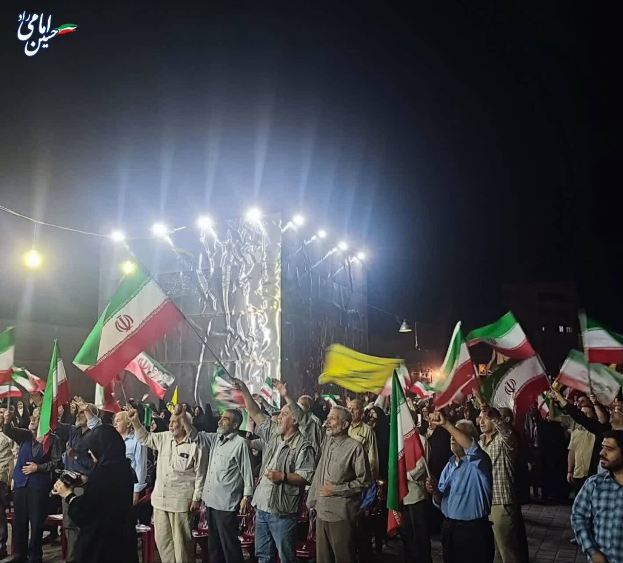 دیپلماسی التماسی در سنگر مجلس جایی ندارد / شکست هیمنه نظامی آمریکا در منطقه
