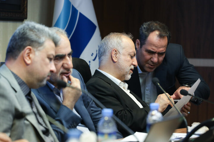 نشست اعضای کمیسیون اصل 44 مجلس با مدیران وزارت نیرو