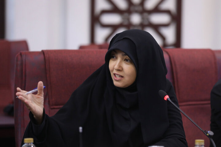نشست کمیسیونصنایع ومعادن مجلس با وزیر اقتصاد و امور دارایی
