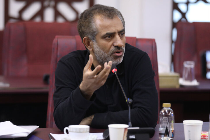نشست کمیسیون صنایع ومعادن مجلس با وزیر اقتصاد و امور دارایی