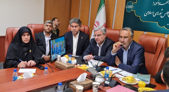 ارائه راهکاری برای عبور از تمرکز بر بنادر جنوب بررسی شد