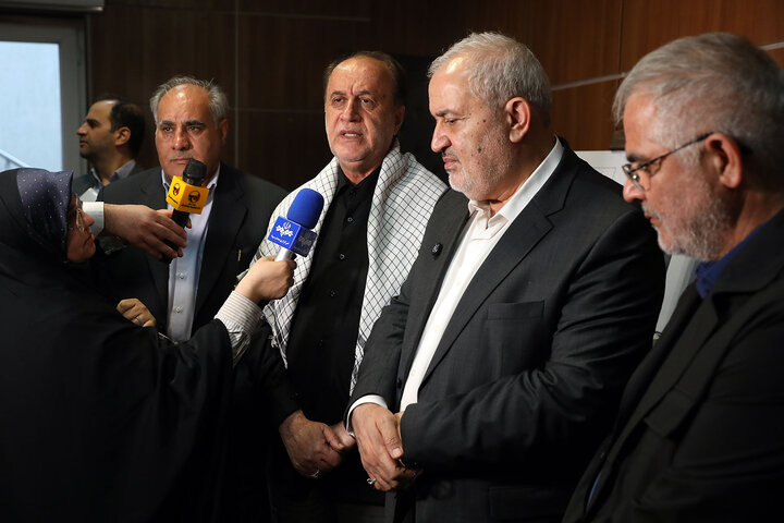نشست فراکسیون آب و برق با حضور نایب رئیس مجلس و وزیر نیرو