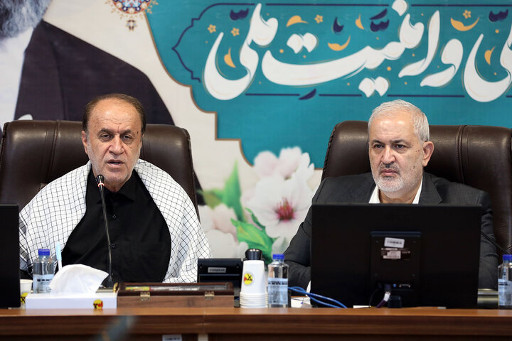 نشست فراکسیون آب و برق با حضور نایب رئیس مجلس و وزیر نیرو