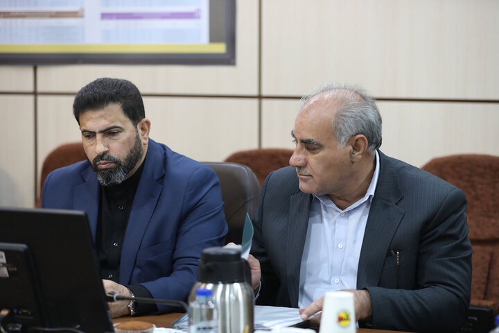 نشست فراکسیون آب و برق با حضور نایب رئیس مجلس و وزیر نیرو