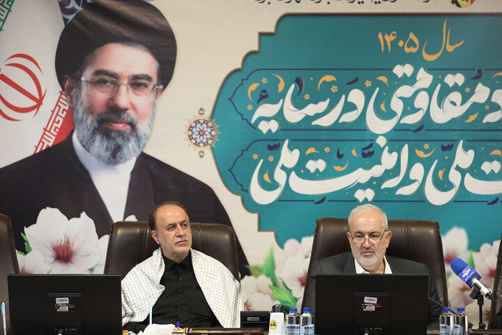 نشست فراکسیون آب و برق با حضور نایب رئیس مجلس و وزیر نیرو