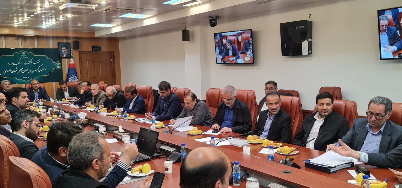 فعالسازی دیپلماسی عمرانی؛ راهکار نمایندگان برای عبور از تمرکز بر بنادر جنوب