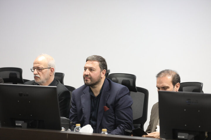 نشست کمیسیون عمران با حضور نایب رئیس مجلس و وزیر نیرو