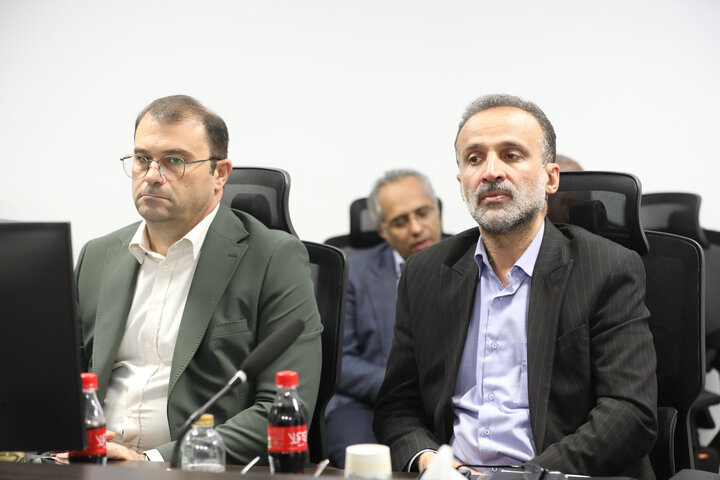 نشست کمیسیون عمران با حضور نایب رئیس مجلس و وزیر نیرو