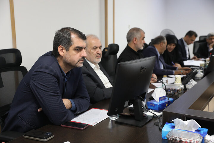 نشست کمیسیون عمران با حضور نایب رئیس مجلس و وزیر نیرو