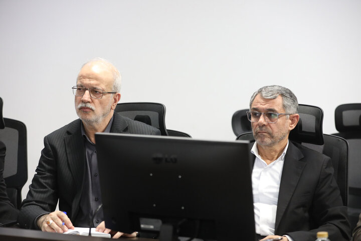 نشست کمیسیون عمران با حضور نایب رئیس مجلس و وزیر نیرو