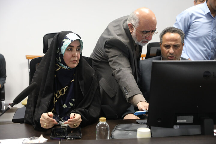 نشست کمیسیون عمران با حضور نایب رئیس مجلس و وزیر نیرو
