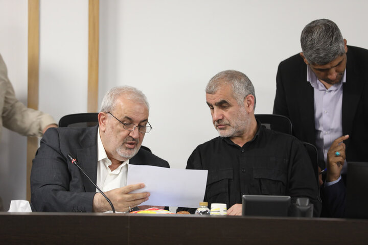 نشست کمیسیون عمران با حضور نایب رئیس مجلس و وزیر نیرو
