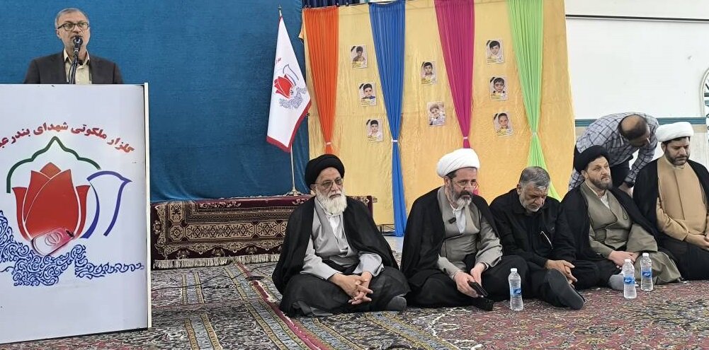 تجلیل از خانواده معظم شهدای جنگ رمضان با حضور احمد مرادی و نمایندگان آیت‌الله سیستانی