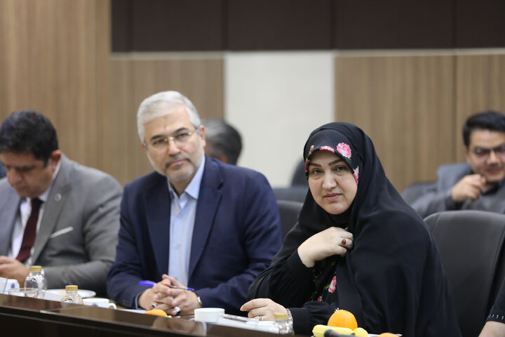 نشست مشترک مجمع نمایندگان استان تهران با اعضای اتاق بازرگانی ایران