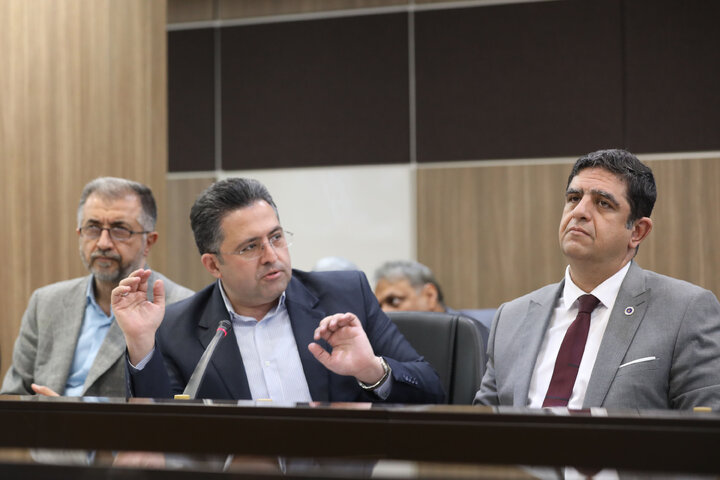 نشست مشترک مجمع نمایندگان استان تهران با اعضای اتاق بازرگانی ایران