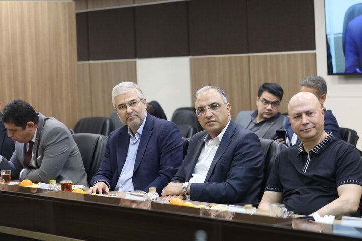 نشست مشترک مجمع نمایندگان استان تهران با اعضای اتاق بازرگانی ایران