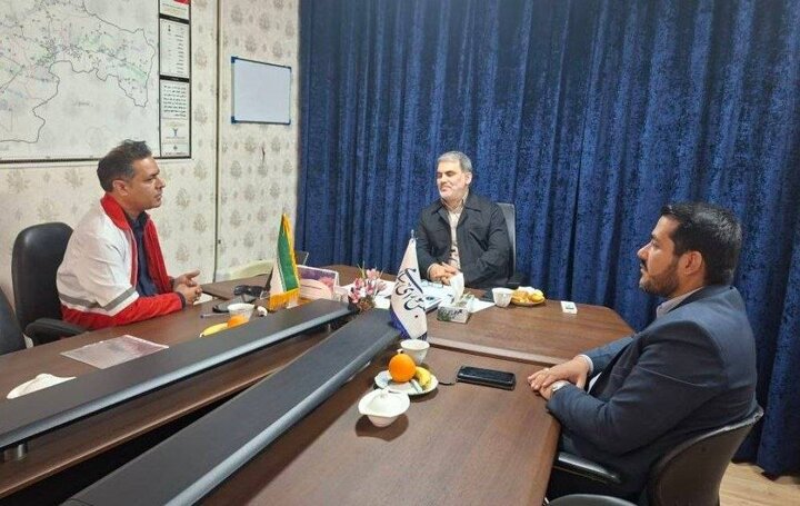 دیدار زنگنه با معاون مدیرعامل و رئیس شعبه هلال احمر شهرستان تربت حیدریه