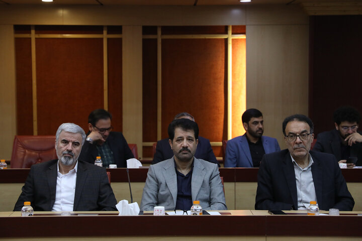 نشست مشترک فراکسیون فرهنگیان مجلس با وزیر علوم، تحقیقات و فناوری
