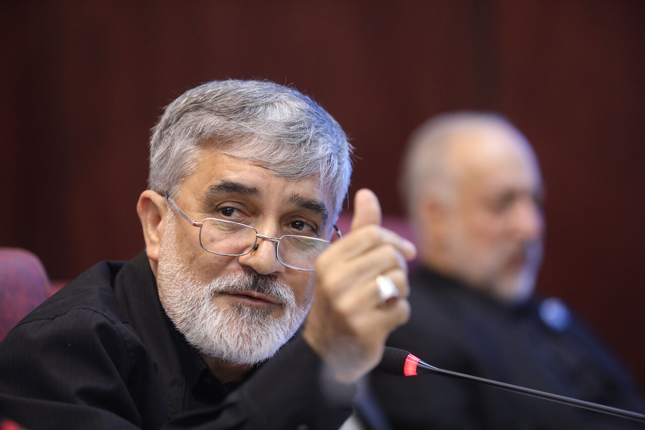 شرایط جنگی نباید بهانهای برای بینیازی دولت از هماهنگی با مجلس شود