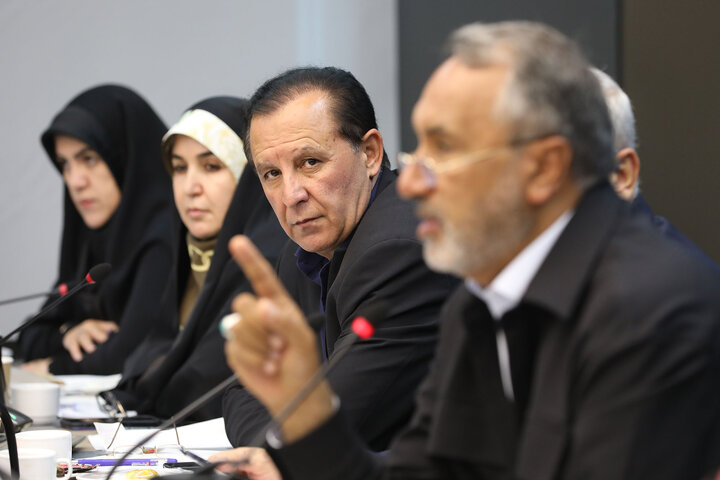 نشست مشترک اعضای کمیسیون عمران مجلس با رئیس دیوان محاسبات و مسئولان دستگاه های اجرایی