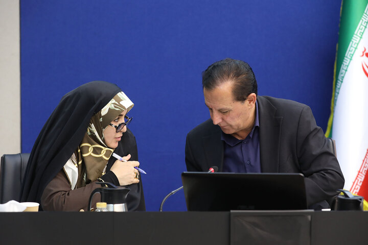 نشست مشترک اعضای کمیسیون عمران مجلس با رئیس دیوان محاسبات و مسئولان دستگاه های اجرایی