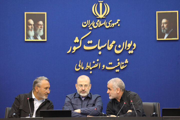نشست مشترک اعضای کمیسیون عمران مجلس با رئیس دیوان محاسبات و مسئولان دستگاه های اجرایی