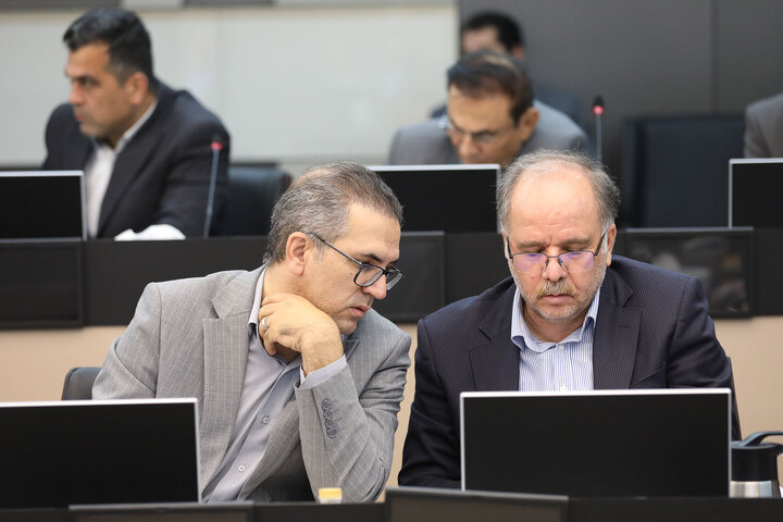 نشست مشترک اعضای کمیسیون عمران مجلس با رئیس دیوان محاسبات و مسئولان دستگاه های اجرایی