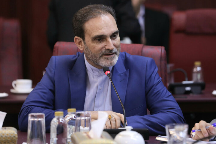 نشست کمیسیون اصل نود با وزیر اقتصاد و معاونین و روسای بانکها
