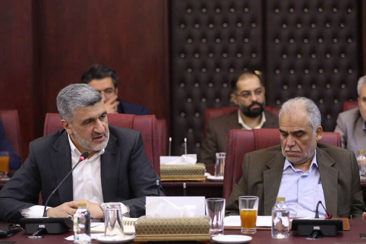 نشست کمیسیون اصل نود با وزیر اقتصاد و معاونین و روسای بانکها