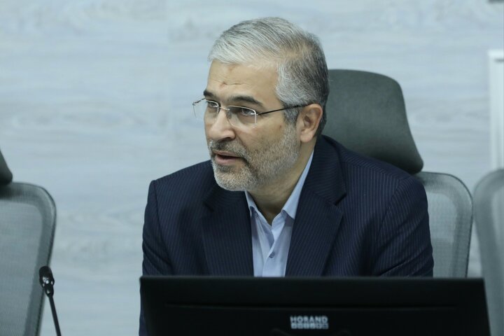 نشست مجمع نمایندگان استان تهران با رئیس‌کل بیمه مرکزی