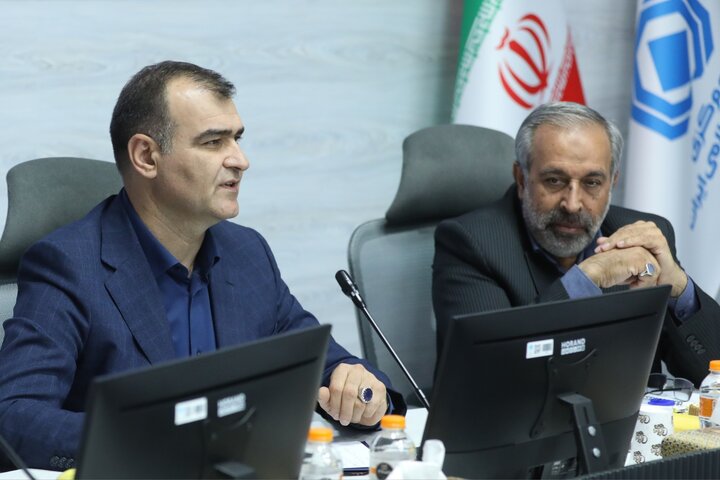 نشست مجمع نمایندگان استان تهران با رئیس‌کل بیمه مرکزی