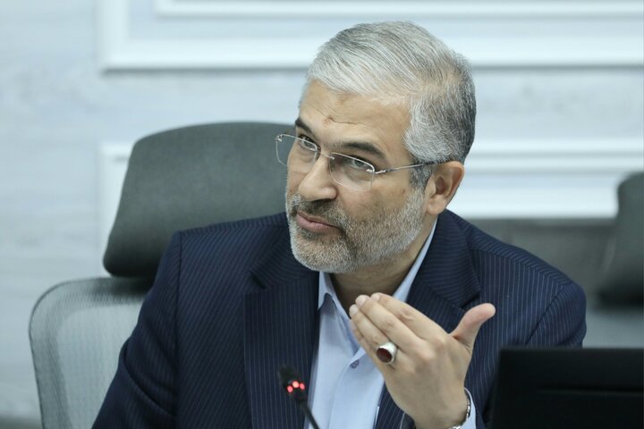 نشست مجمع نمایندگان استان تهران با رئیس‌کل بیمه مرکزی