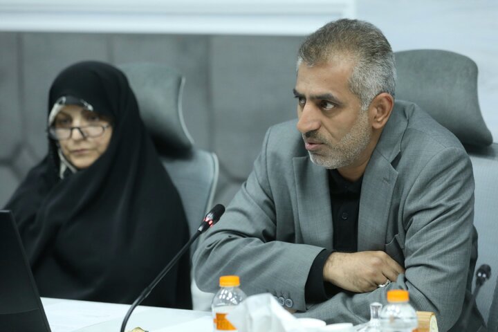 نشست مجمع نمایندگان استان تهران با رئیس‌کل بیمه مرکزی