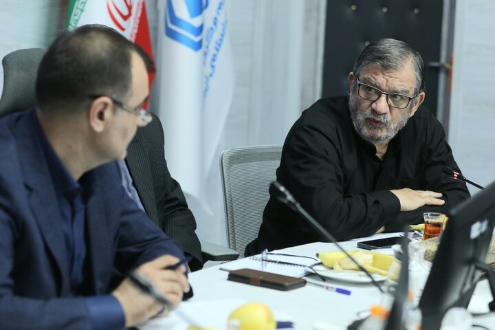 نشست مجمع نمایندگان استان تهران با رئیس‌کل بیمه مرکزی