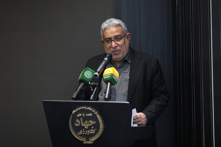 نشست کمیسیون آموزش و تحقیقات با وزیر جهاد کشاورزی