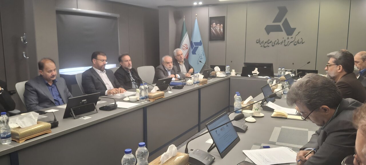 امضای تفاهم نامه سرمایه‌گذاری برای اجرای طرح تولید بلبرینگ در فسا