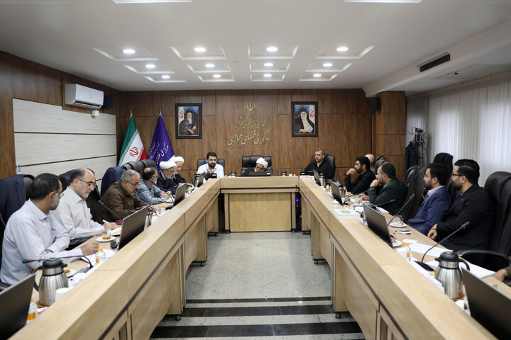 نشست اعضا کمیسیون فرهنگی با دبیر شورای عالی فضای مجازی 29-02-1405