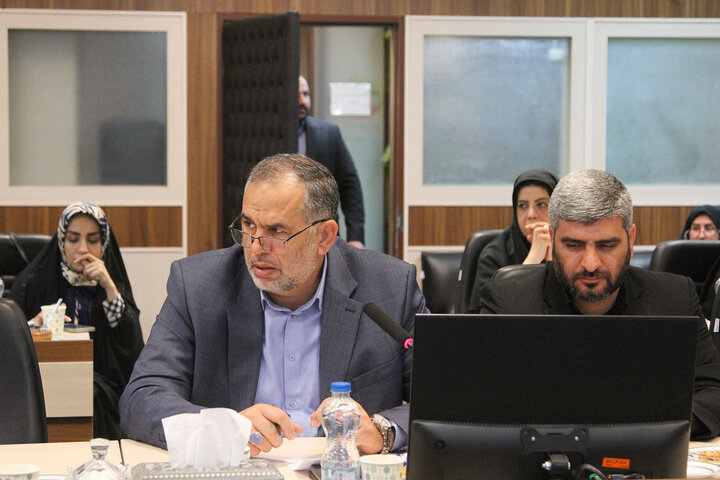 نشست مشترک فراکسیون فرهنگیان با حضور نایب رئیس مجلس و معاون رئیس جمهور