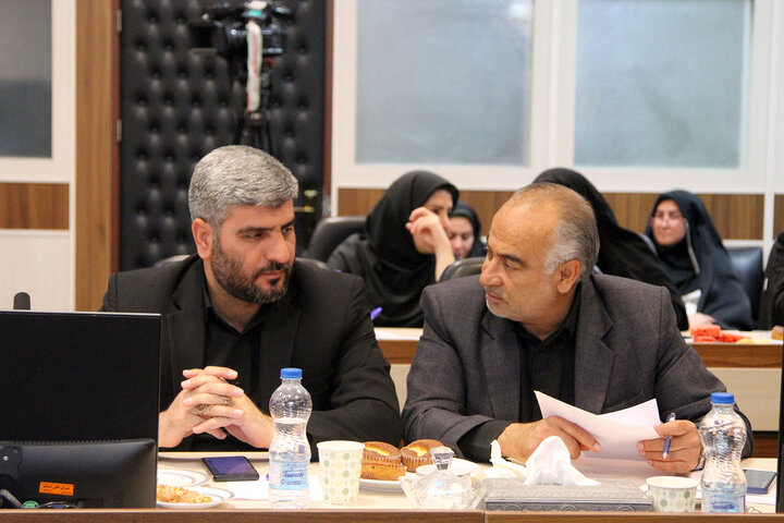 نشست مشترک فراکسیون فرهنگیان با حضور نایب رئیس مجلس و معاون رئیس جمهور
