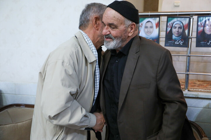 دیدار سفر اعضای کمیسیون داخلی مجلس شورای اسلامی با خانواده معظم شهدا