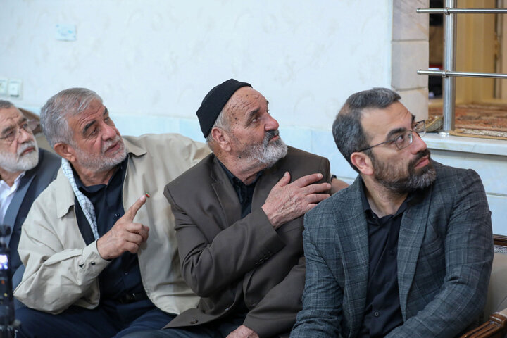 دیدار سفر اعضای کمیسیون داخلی مجلس شورای اسلامی با خانواده معظم شهدا