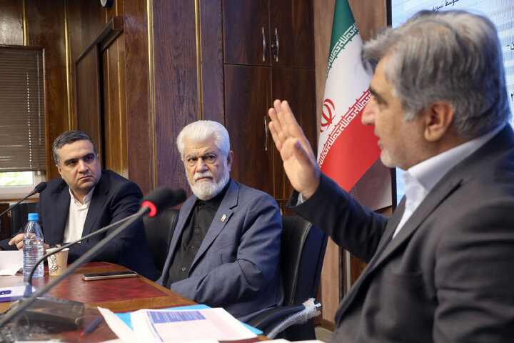 نشست کمیسیون بهداشت و درمان با رییس تامین اجتماعی